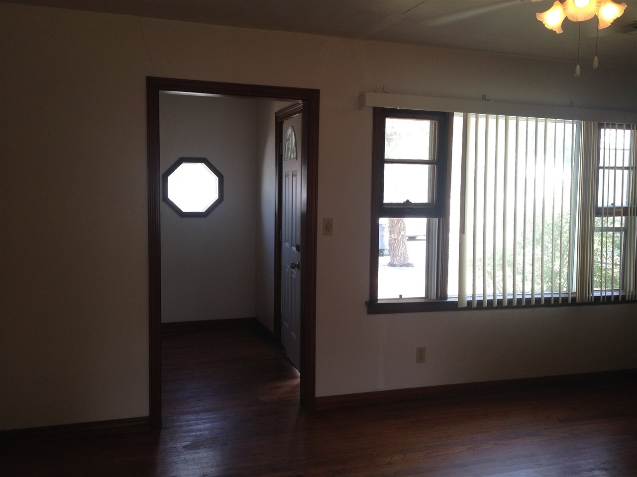 1610 NW Smith Ave, Lawton, OK 73507