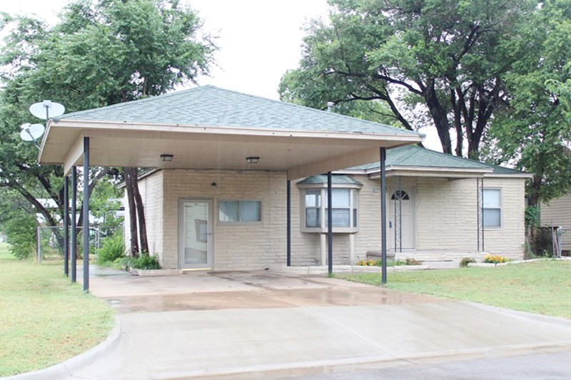 1817 NW Kingsbury Ave, Lawton, OK 73507