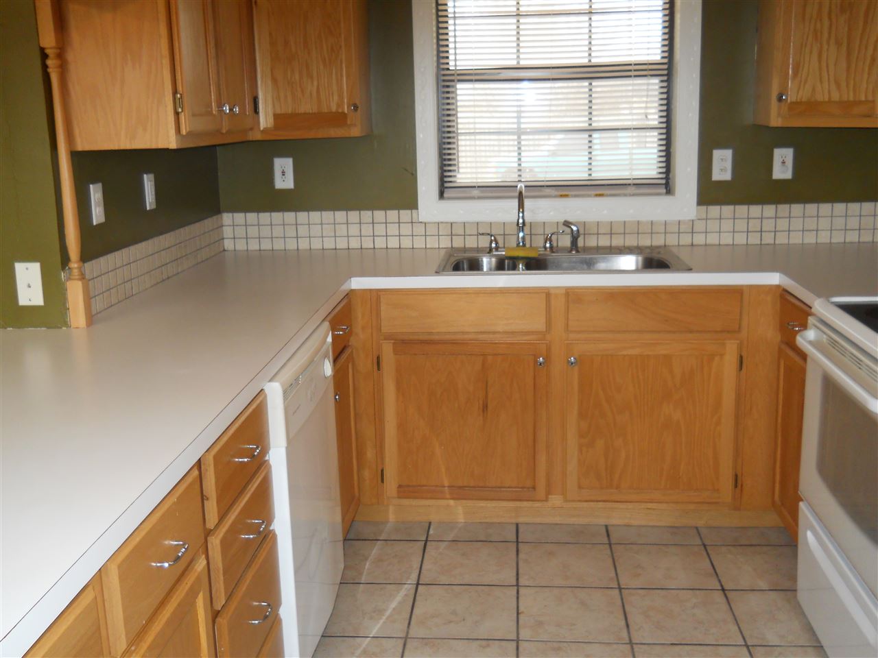 2303 NW 18th St, Lawton, OK 73507