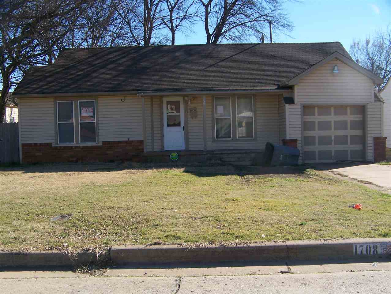 1708 NW Maple Ave, Lawton, OK 73507