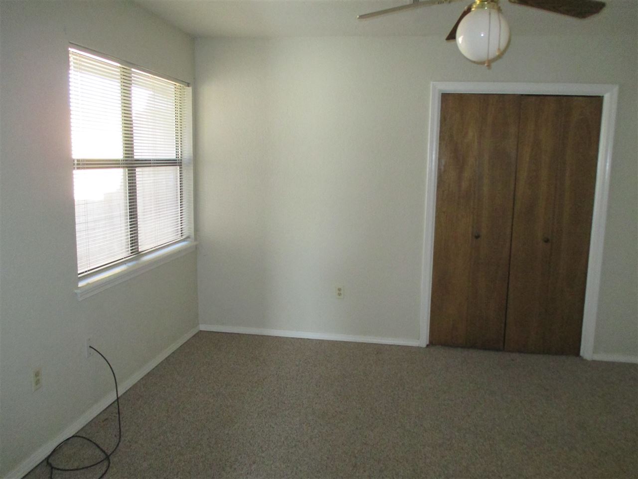 906 E Tortoise Dr, Lawton, OK 73507