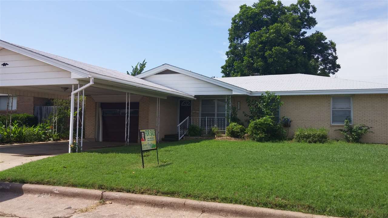 2819 NW Lynn Cir, Lawton, OK 73507