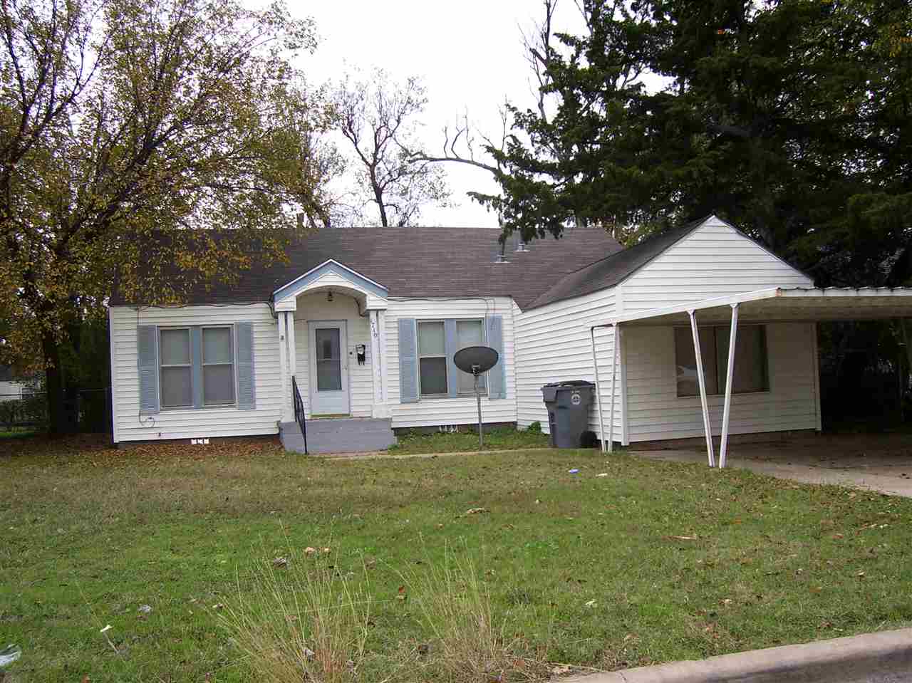 1710 NW Kinyon Ave, Lawton, OK 73507