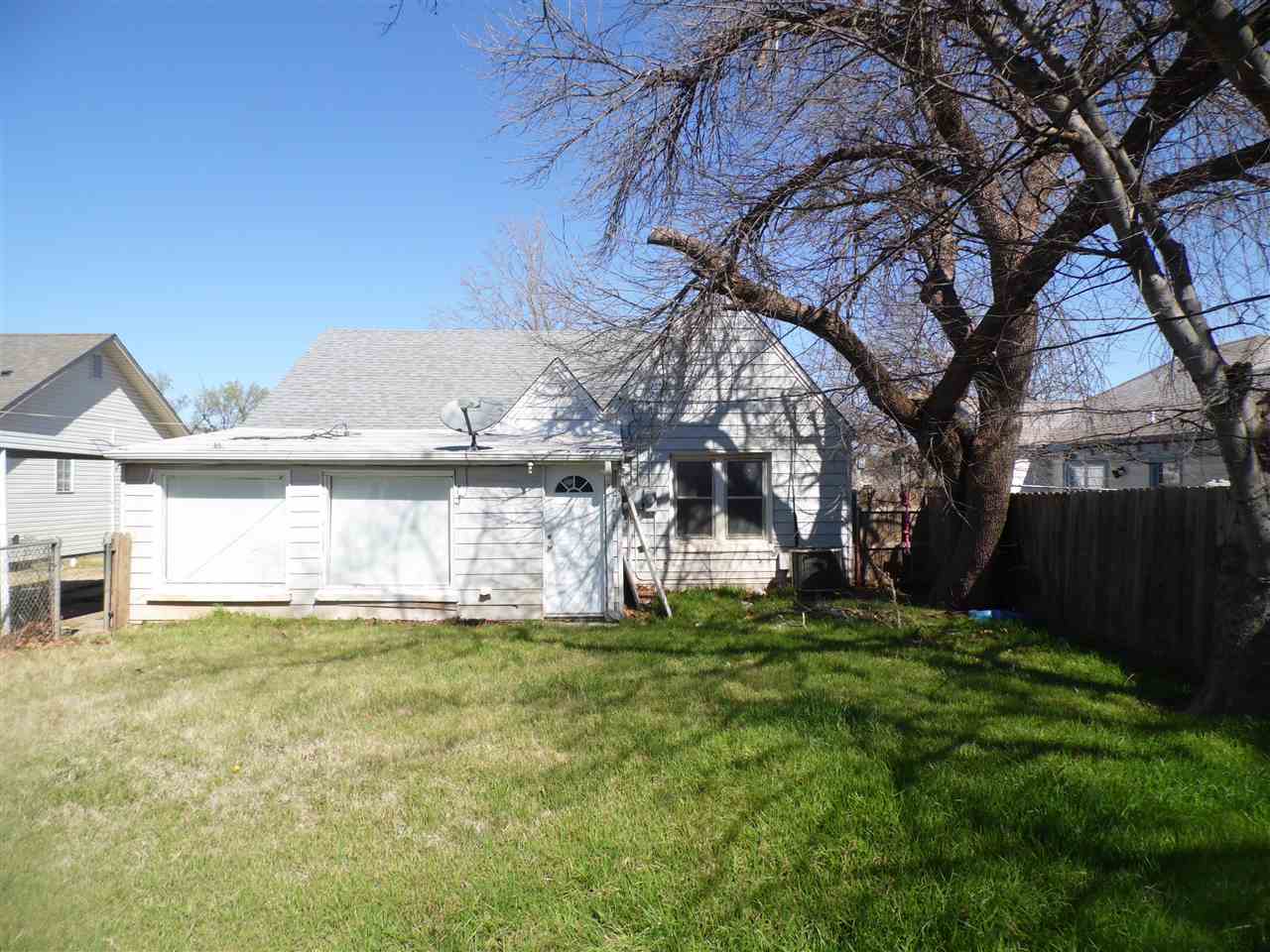 1608 NW Lake Ave, Lawton, OK 73507