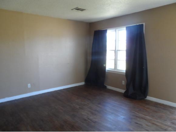 1010 E Fitter, Altus, OK 73521