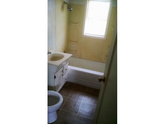 1123 E Sycamore, Altus, OK 73521