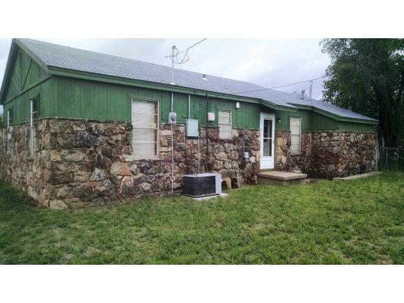 1123 E Sycamore, Altus, OK 73521
