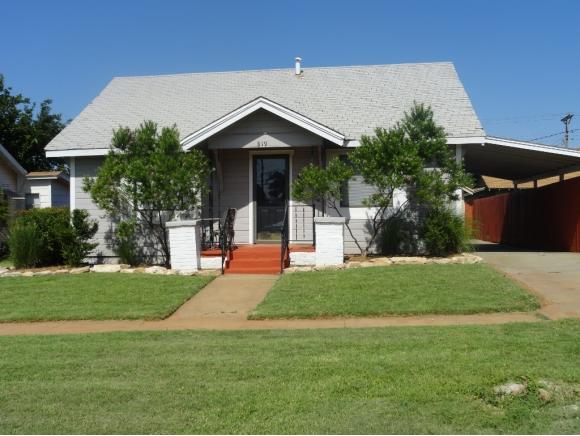 819 N Lee, Altus, OK 73521