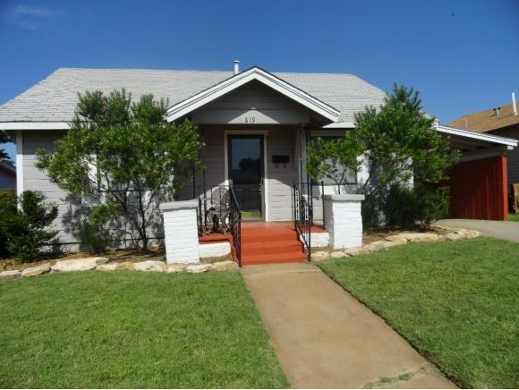 819 N Lee, Altus, OK 73521