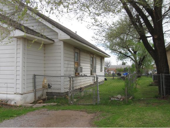 514-16 W Broadway, Altus, OK 73521