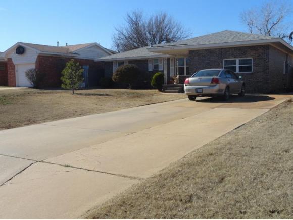 913 N Spurgeon, Altus, OK 73521
