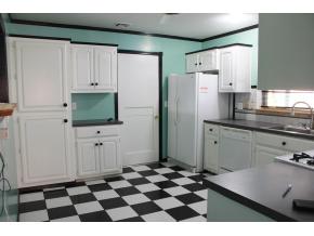 1712 Crain Drive, Altus, OK 73521