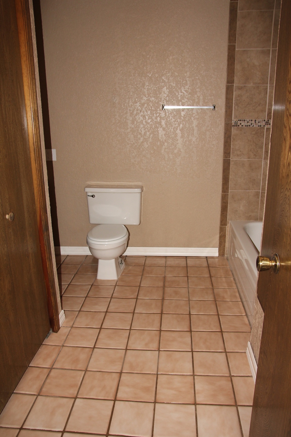 2305 Cherokee Strip, Altus, OK 73521