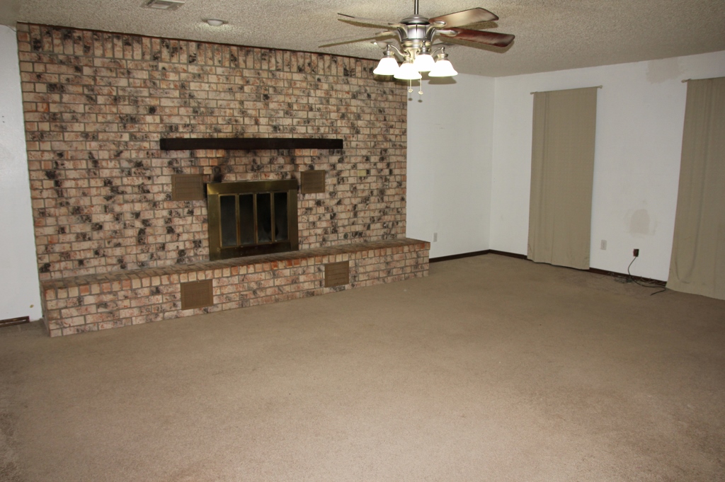 1005 Zinn, Blair, OK 73526