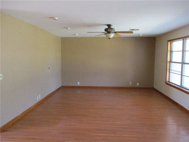 1102 2nd StChattanooga, OK, 73528Comanche County