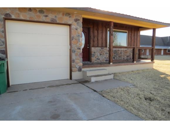 316 N Broadway, Duke, OK 73532