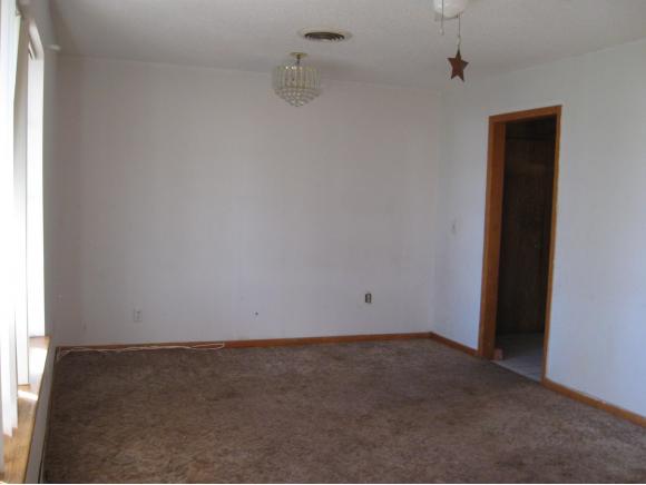 705 W A, Eldorado, OK 73537