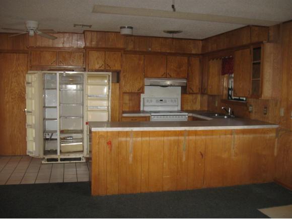 705 W A, Eldorado, OK 73537