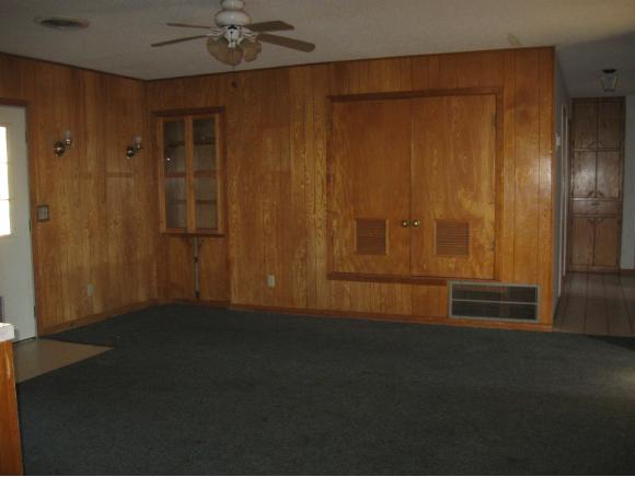 705 W A, Eldorado, OK 73537