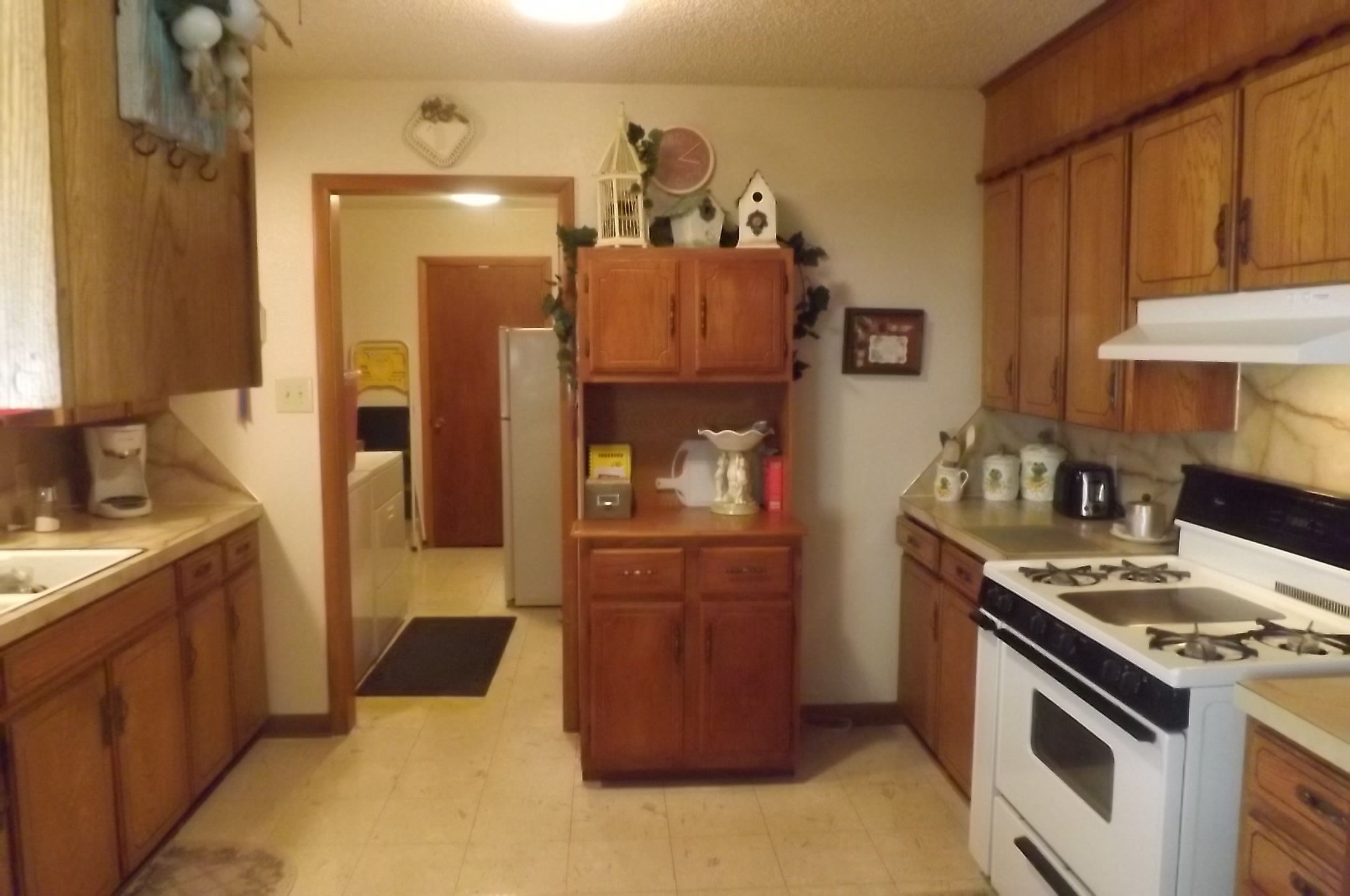 1014 W Main, Eldorado, OK 73537