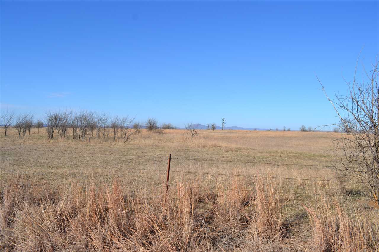 11438 NE Happy Hollow Rd, Lawton, OK 73538