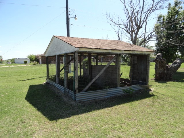 103 H St, Elgin, OK 73538