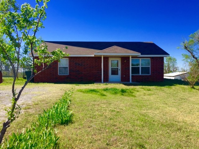 302 E Shields, Fletcher, OK 73541