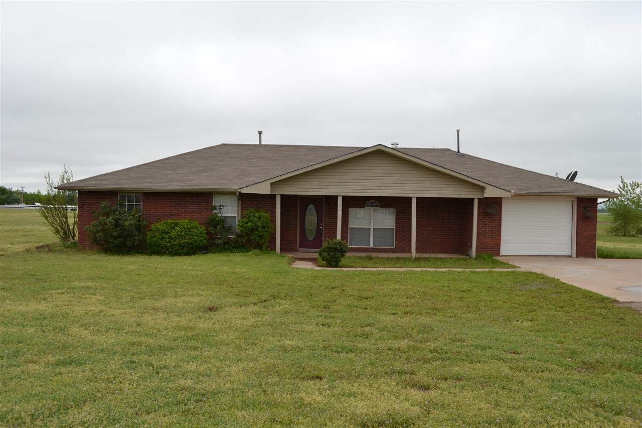 401 N Martin Dr, Fletcher, OK 73541