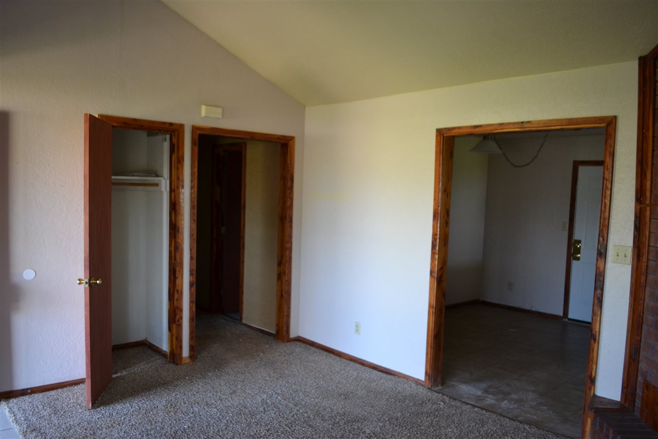 401 N Martin Dr, Fletcher, OK 73541