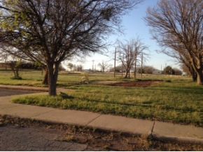 1200 E Dahlia Street, Frederick, OK 73542