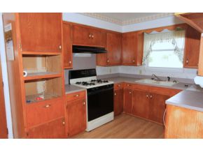 1111 W 4th, Grandfield, OK 73546