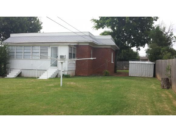 218 E 2nd, Grandfield, OK 73546