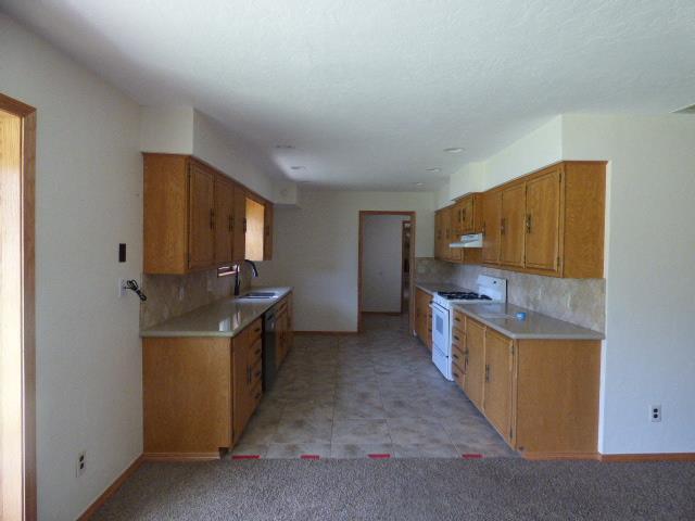 801 Reeves StGranite, OK, 73547Greer County