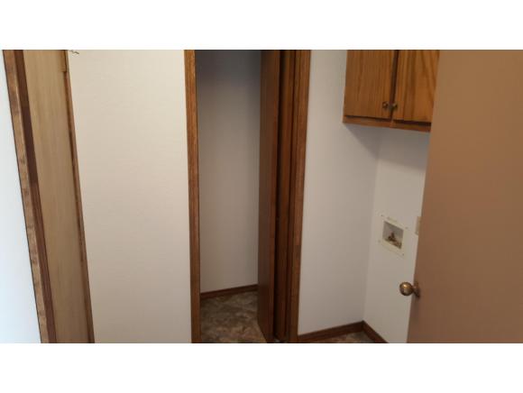 407 E Hahn, Granite, OK 73547