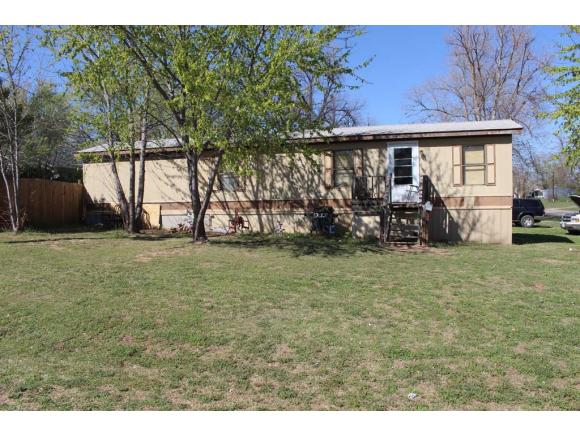 327 S Louisiana, Mangum, OK 73554