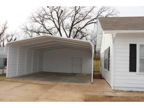 211 N Byers, Mangum, OK 73554