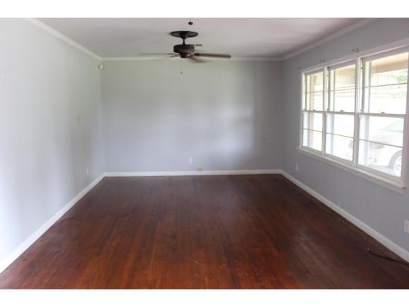611 N Georgia, Mangum, OK 73554