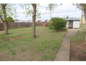 1517Glenn, Mangum, OK 73554