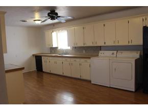 1517Glenn, Mangum, OK 73554