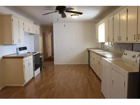 1517Glenn, Mangum, OK 73554
