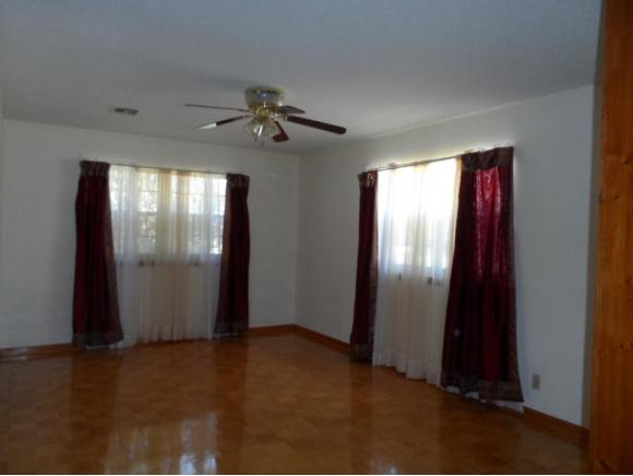 82012th, Snyder, OK 73566