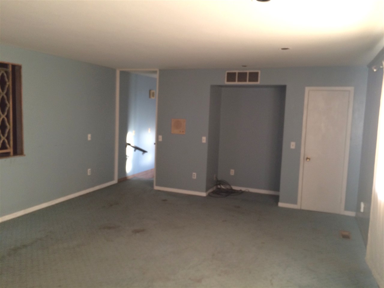 303 E C Ave, Waurika, OK 73573