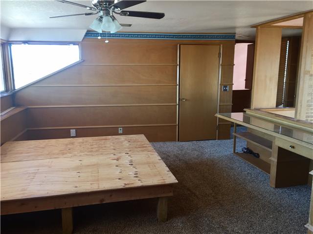 1601 W Modelle AveClinton, OK, 73601Custer County