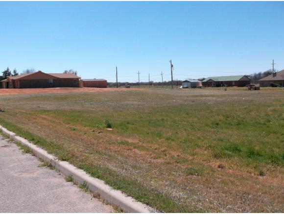 910Prairie View, Clinton, OK 73601