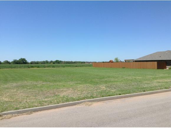 22Riverview, Clinton, OK 73601