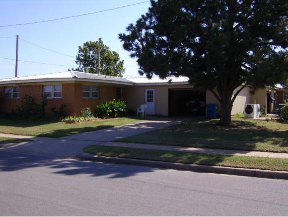 311Cimarron Road, Burns Flat, OK 73624