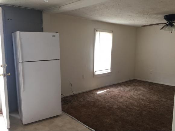 210Columbia, Cheyenne, OK 73628