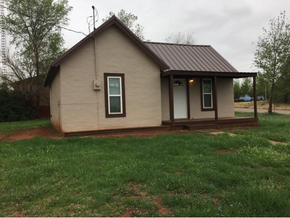 302 E Cross, Cheyenne, OK 73628