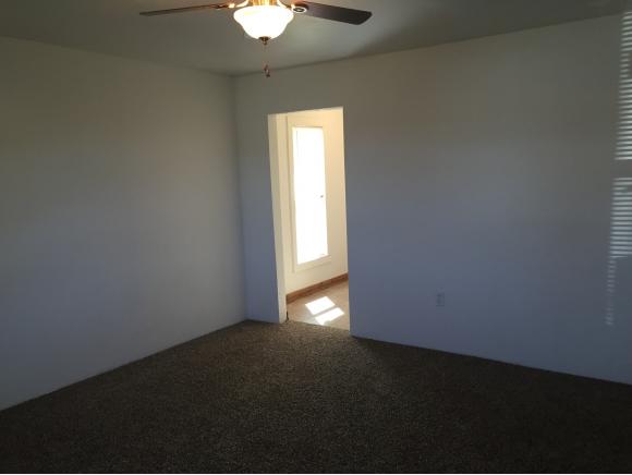 302 E Cross, Cheyenne, OK 73628