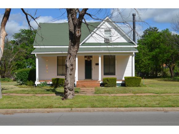 621 N Temple, Cordell, OK 73632